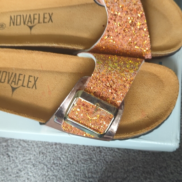 Novaflex rose gold sandals - Picture 5 of 5